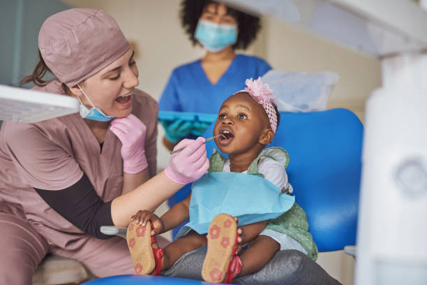 Best Periodontal (Gum) Disease Treatment  in Robbins, IL